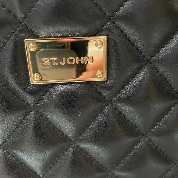 NWT  St John Knits Quilted Leather Handbag top Handel,cross body strap Authentic - Picture 2 of 16